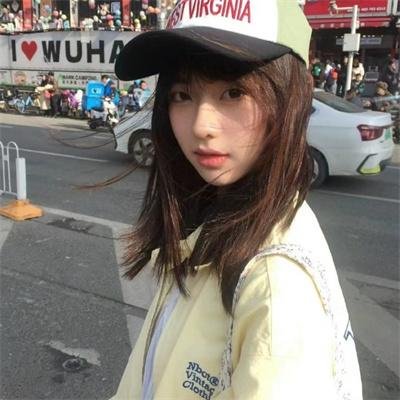 窗外是蓝星
